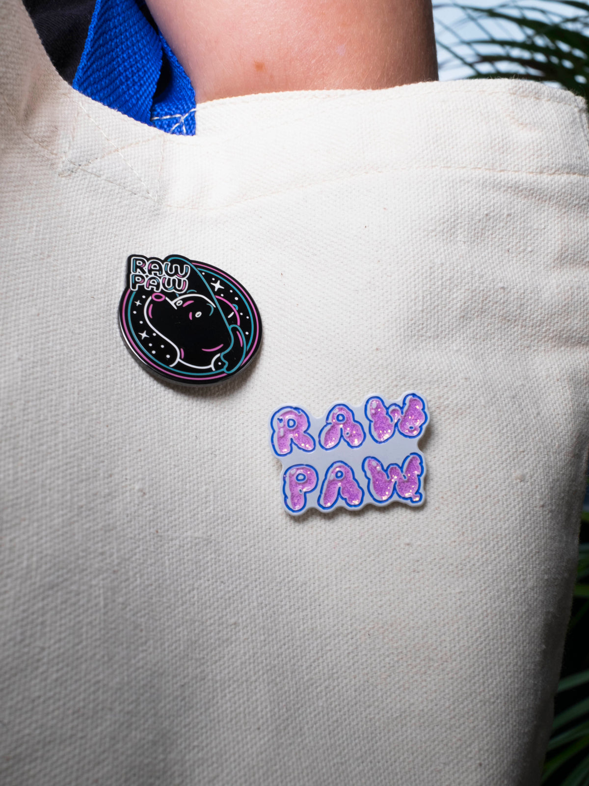 Raw Paw Pink Bubble Logo Pin
